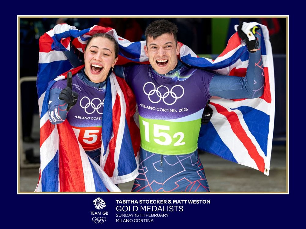 Arena Imaging Picture Tabby Stoecker & Matt Weston Print Framed - 16 x 12